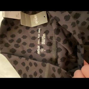 NWT Aerie 7/8 Leggings
